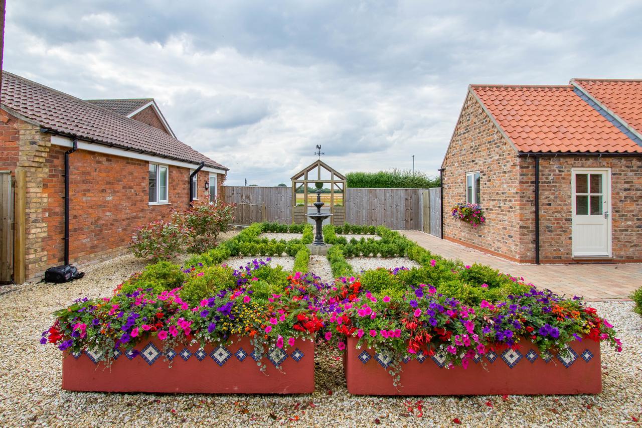 Meals Farm - Courtyard Room North Somercotes Exterior foto